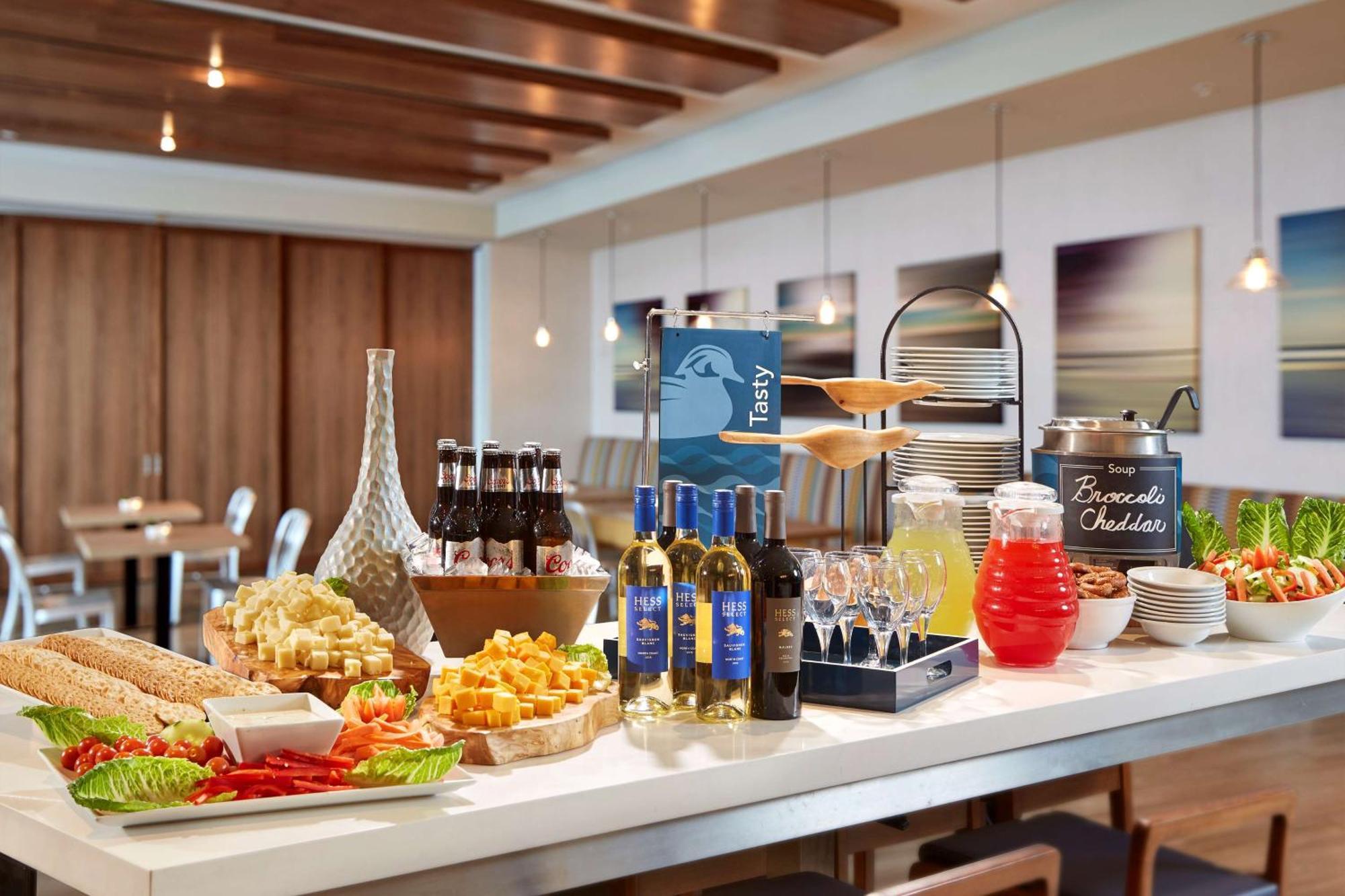 Homewood Suites By Hilton San Diego Downtown/Bayside Eksteriør billede